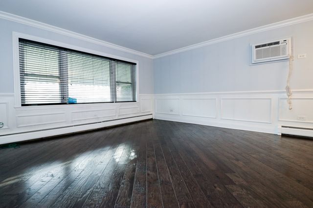 3330 Grove Avenue 1S, Berwyn, IL 60402