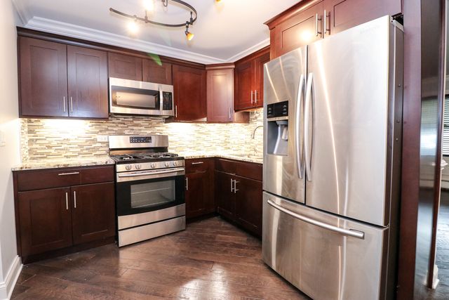 3330 Grove Avenue 1S, Berwyn, IL 60402