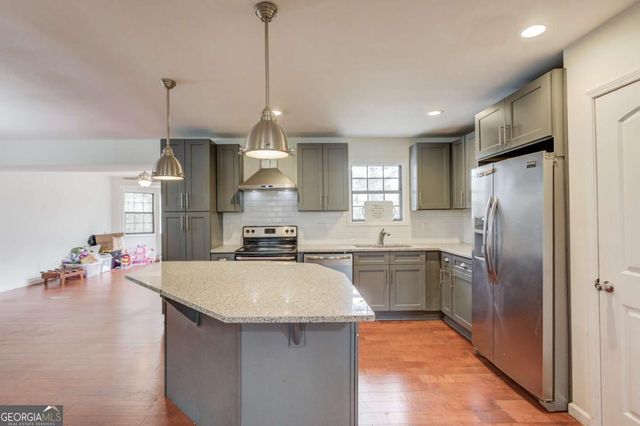 2846 Mountbery Drive, Snellville, GA 30039