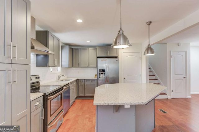 2846 Mountbery Drive, Snellville, GA 30039