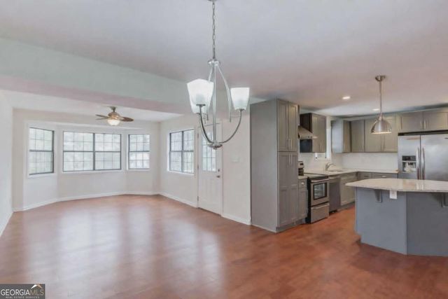 2846 Mountbery Drive, Snellville, GA 30039