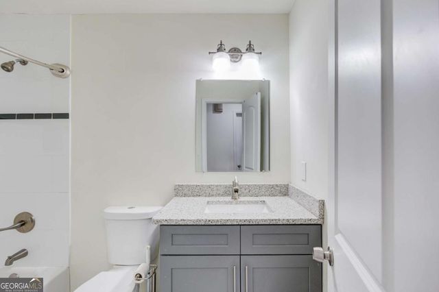 2846 Mountbery Drive, Snellville, GA 30039