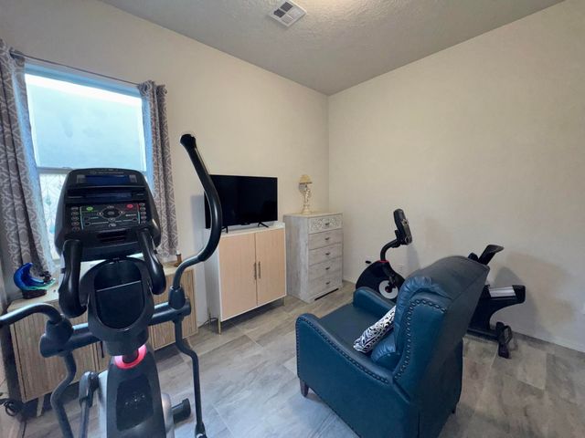 3245 Oakmount Drive SE, Albuquerque, NM 87124