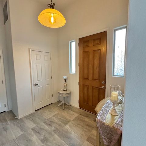 3245 Oakmount Drive SE, Albuquerque, NM 87124