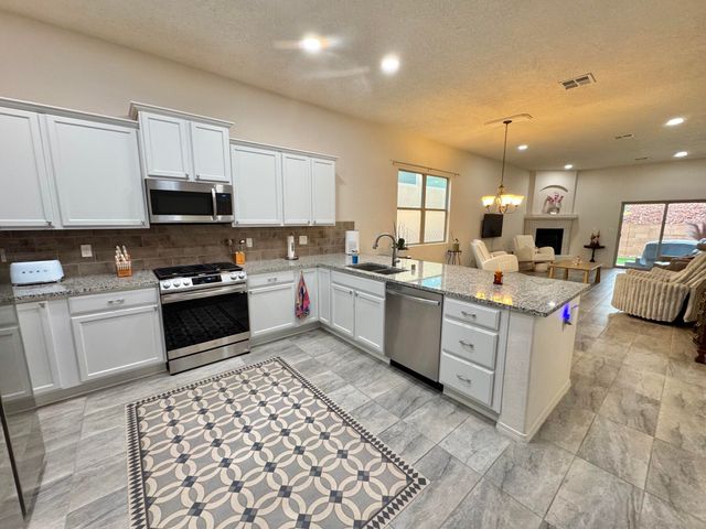 3245 Oakmount Drive SE, Albuquerque, NM 87124