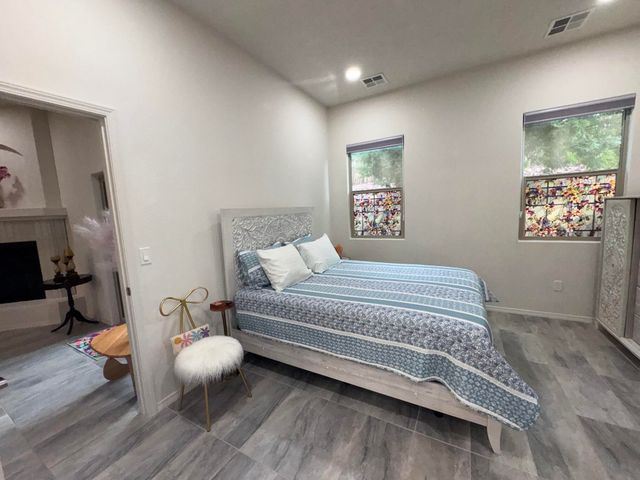 3245 Oakmount Drive SE, Albuquerque, NM 87124