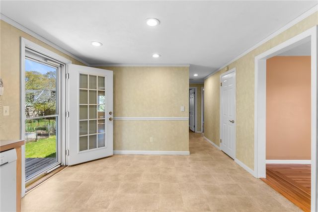91 Hilton Road, Warwick, RI 02889