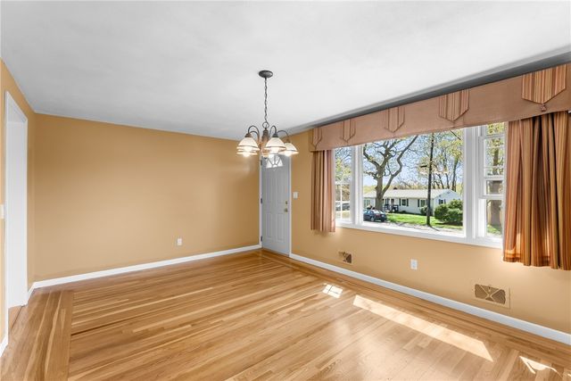 91 Hilton Road, Warwick, RI 02889
