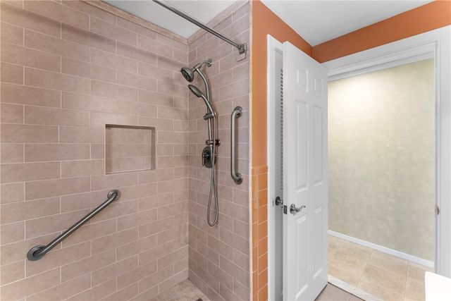 91 Hilton Road, Warwick, RI 02889