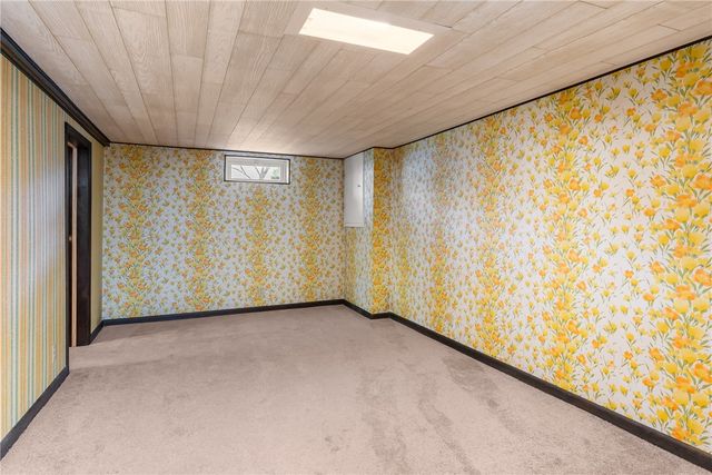 91 Hilton Road, Warwick, RI 02889
