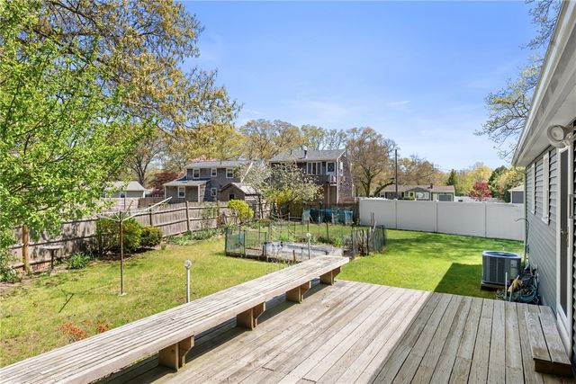 91 Hilton Road, Warwick, RI 02889