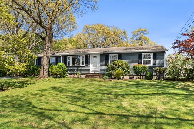 91 Hilton Road, Warwick, RI 02889