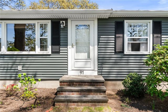 91 Hilton Road, Warwick, RI 02889