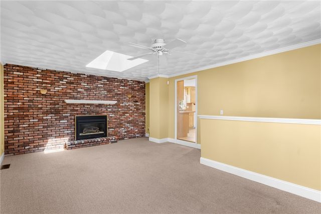 91 Hilton Road, Warwick, RI 02889