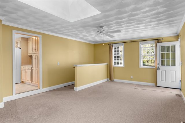 91 Hilton Road, Warwick, RI 02889