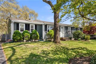 91 Hilton Road, Warwick, RI 02889