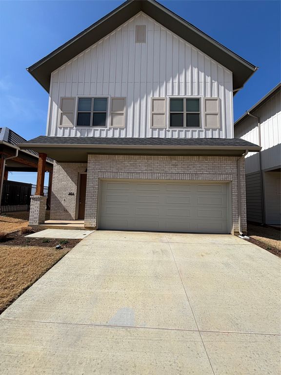 2036 Oak Grove 101, Aubrey, TX 76227