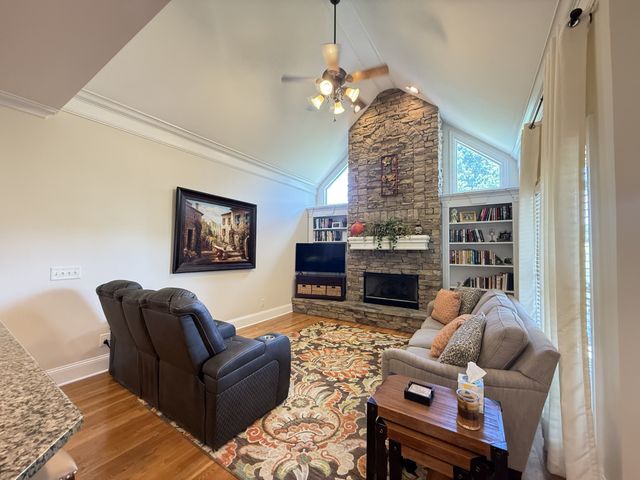 414 Ridgecrest Ln, Lebanon, TN 37087