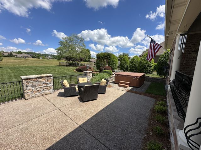 414 Ridgecrest Ln, Lebanon, TN 37087