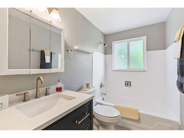 440 Calle Entrada, Fountain, CO 80817