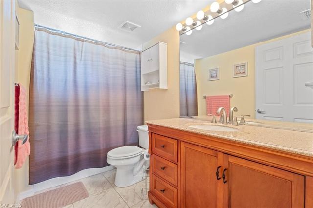 8288 Key Royal LN 1435, Naples, FL 34119
