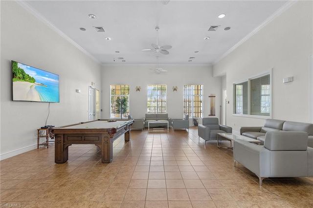 8288 Key Royal LN 1435, Naples, FL 34119