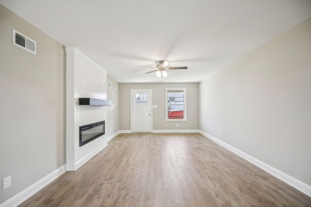 306 Cardinal Creek, Clarksville, TN 37040