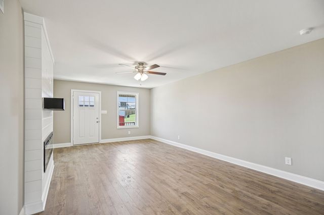 306 Cardinal Creek, Clarksville, TN 37040