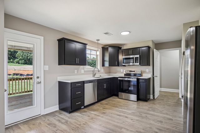 306 Cardinal Creek, Clarksville, TN 37040