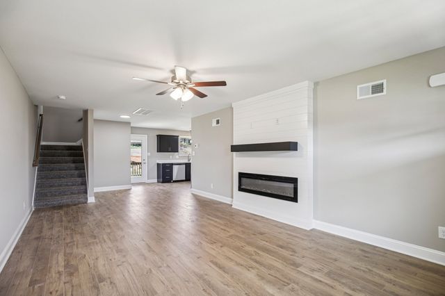 306 Cardinal Creek, Clarksville, TN 37040
