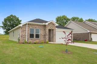148 Aurora Cir, Fayetteville, TN 37334