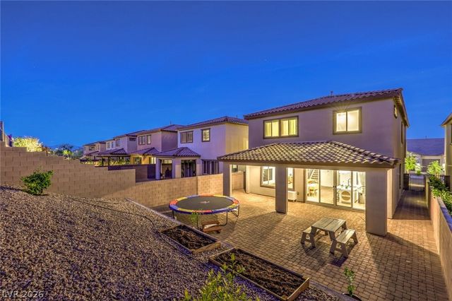 175 Medianoche Street, Las Vegas, NV 89138