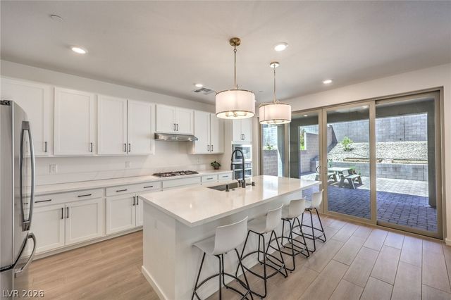 175 Medianoche Street, Las Vegas, NV 89138