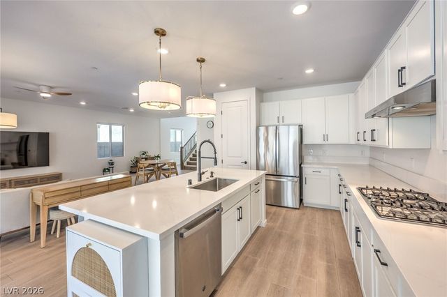 175 Medianoche Street, Las Vegas, NV 89138