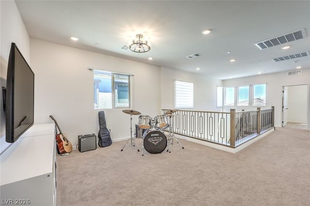 175 Medianoche Street, Las Vegas, NV 89138