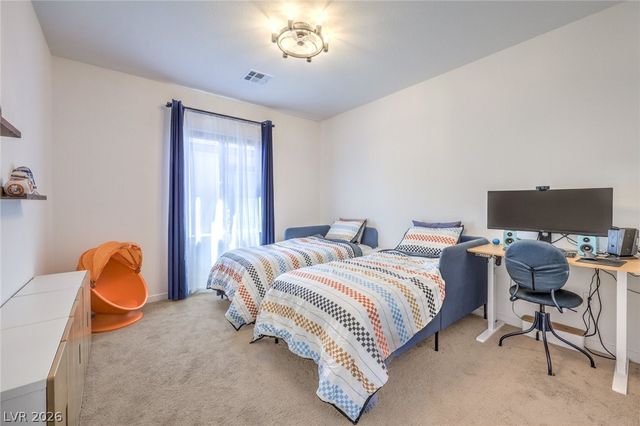 175 Medianoche Street, Las Vegas, NV 89138