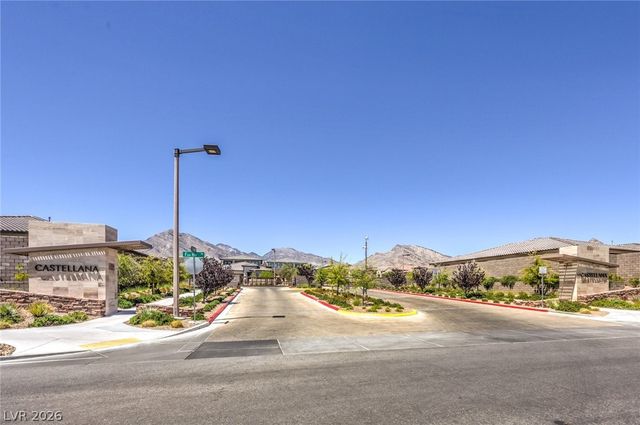 175 Medianoche Street, Las Vegas, NV 89138