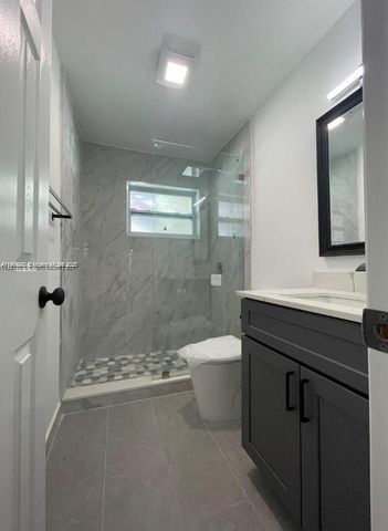 1814 SW 22nd St 1, Fort Lauderdale, FL 33315