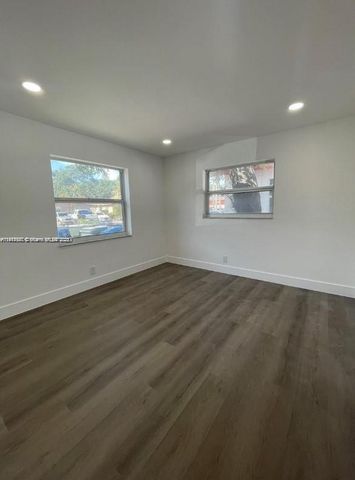 1814 SW 22nd St 1, Fort Lauderdale, FL 33315