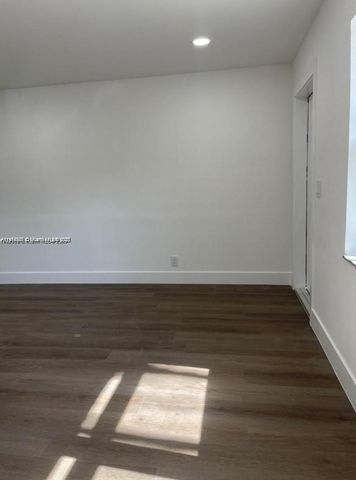 1814 SW 22nd St 1, Fort Lauderdale, FL 33315