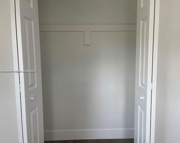 1814 SW 22nd St 1, Fort Lauderdale, FL 33315