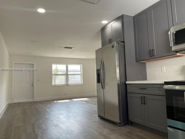 1814 SW 22nd St 1, Fort Lauderdale, FL 33315