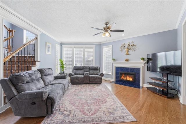 14741 Robinson Street, Overland Park, KS 66223