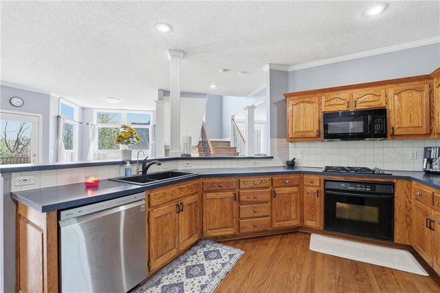 14741 Robinson Street, Overland Park, KS 66223