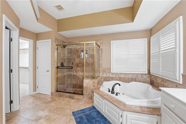 14741 Robinson Street, Overland Park, KS 66223