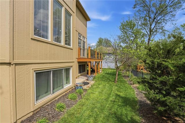 14741 Robinson Street, Overland Park, KS 66223