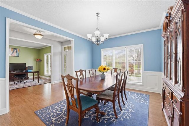 14741 Robinson Street, Overland Park, KS 66223