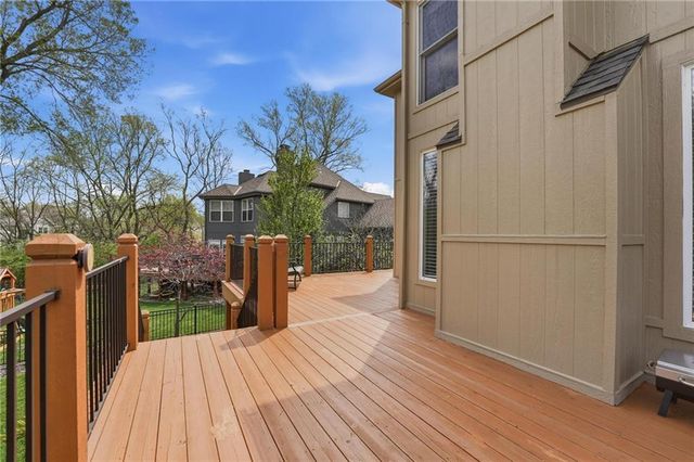 14741 Robinson Street, Overland Park, KS 66223