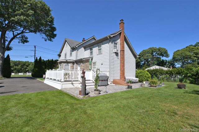 478 Marcy Avenue, Riverhead, NY 11901