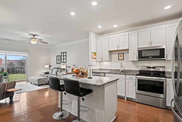 2 Talbot Way 2208, Westborough, MA 01581